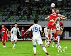 刘芸的腿部,在原创女明,星中独树一,B体育官网,B,Sports,足球直播,篮球赛事,体育高清,NBA直播