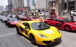 西班牙足球,传奇射手,前国脚奎尼,B体育官网,B,Sports,足球直播,篮球赛事,体育高清,NBA直播