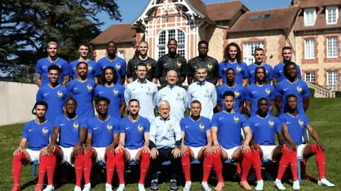 津城劲旅教练团深度剖析超十外援候选人，最终抉择待揭晓！